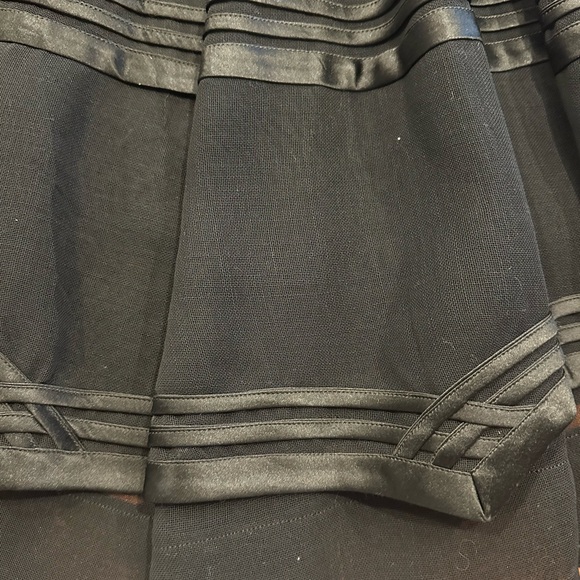 Antique mesh Black faux Button-Down Skirt - Picture 4 of 9